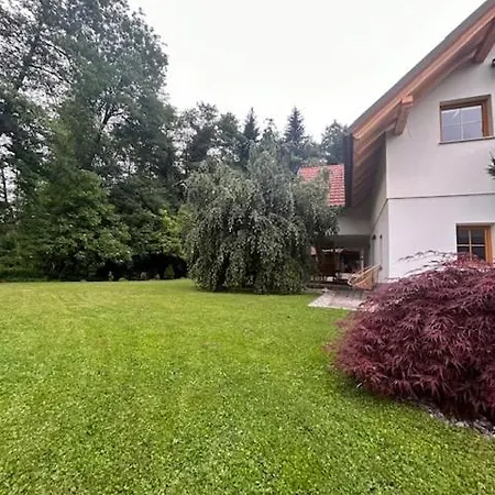 Natura شقة رادوفيتْسا